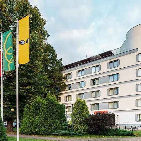 Rija Vef With Free Parking 3*