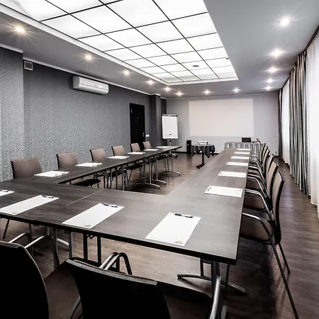 Rija Vef With Free Parking 3*