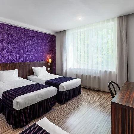 Rija Vef With Free Parking 3*