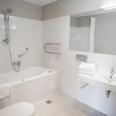 Rija Vef With Free Parking Hotel 3*