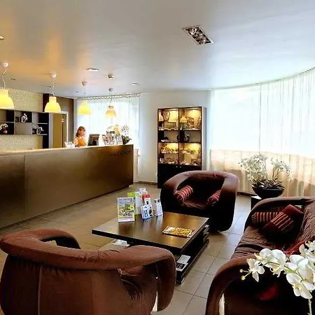 Rija Vef With Free Parking Hotel 3*