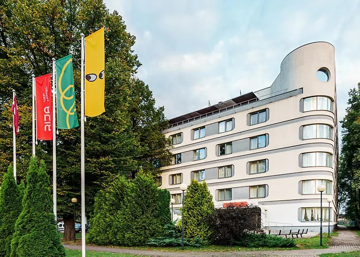 Rija Vef With Free Parking 3*