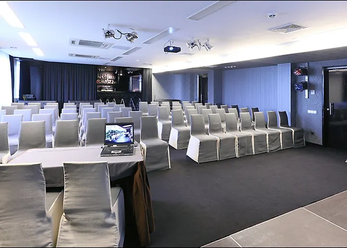 Rija Vef With Free Parking 3*