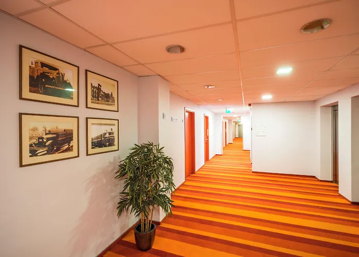 Rija Vef With Free Parking 3*