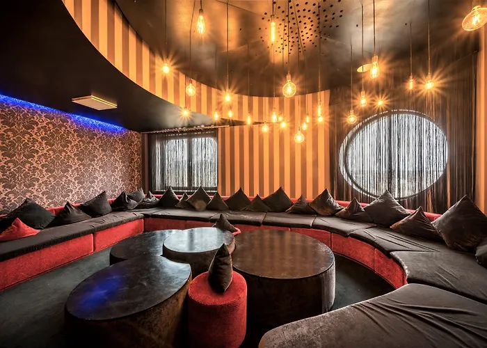 Rija Vef With Free Parking Hotel