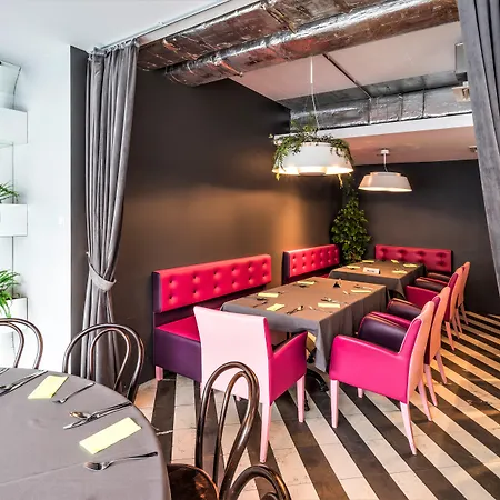 Rija Vef With Free Parking 3*