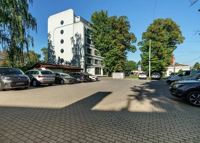 Rija Vef With Free Parking Hotel
