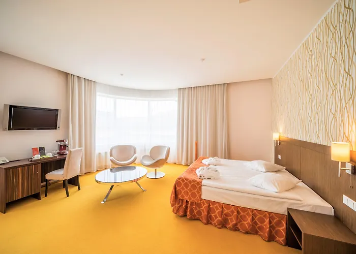 Rija Vef With Free Parking 3*